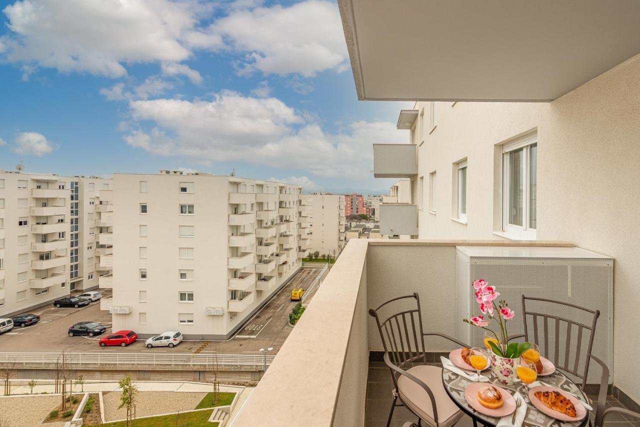 Designer Apartament