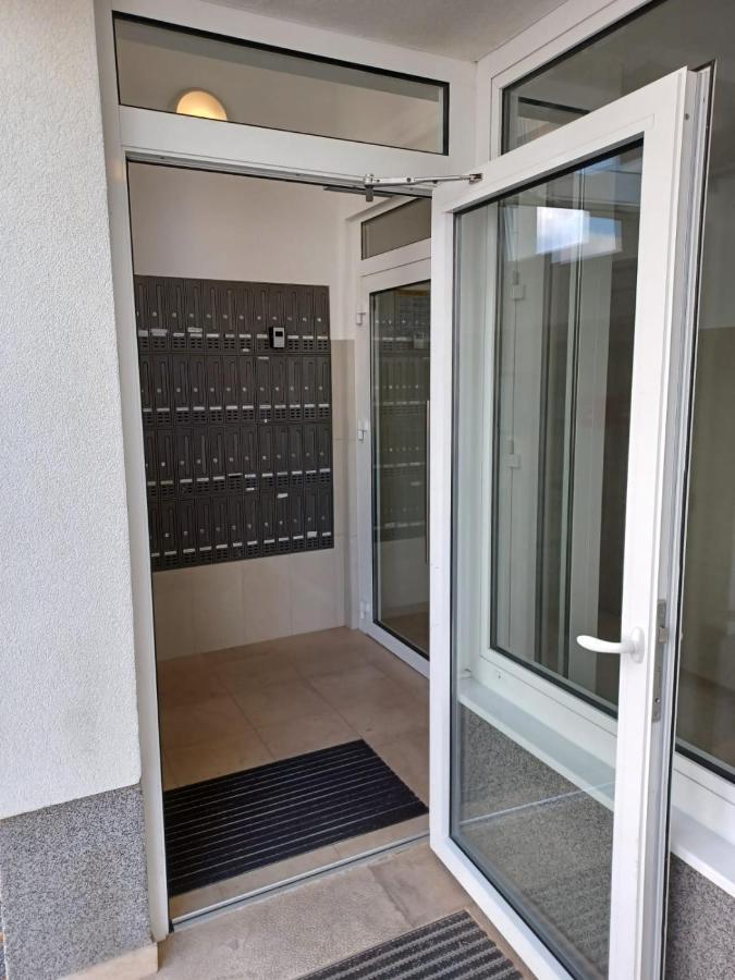 Designer Apartma